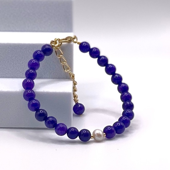 Beautiful Blue Jade Bracelet - Picture 7 of 15